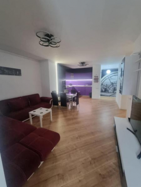Happy Pipera 3 Luxury Rooms